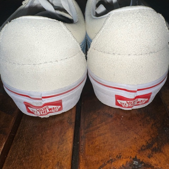 NWOB Vans Sk8-Low White and Blue Women's Sneakers Woman’s Sz 8 - Picture 4 of 10